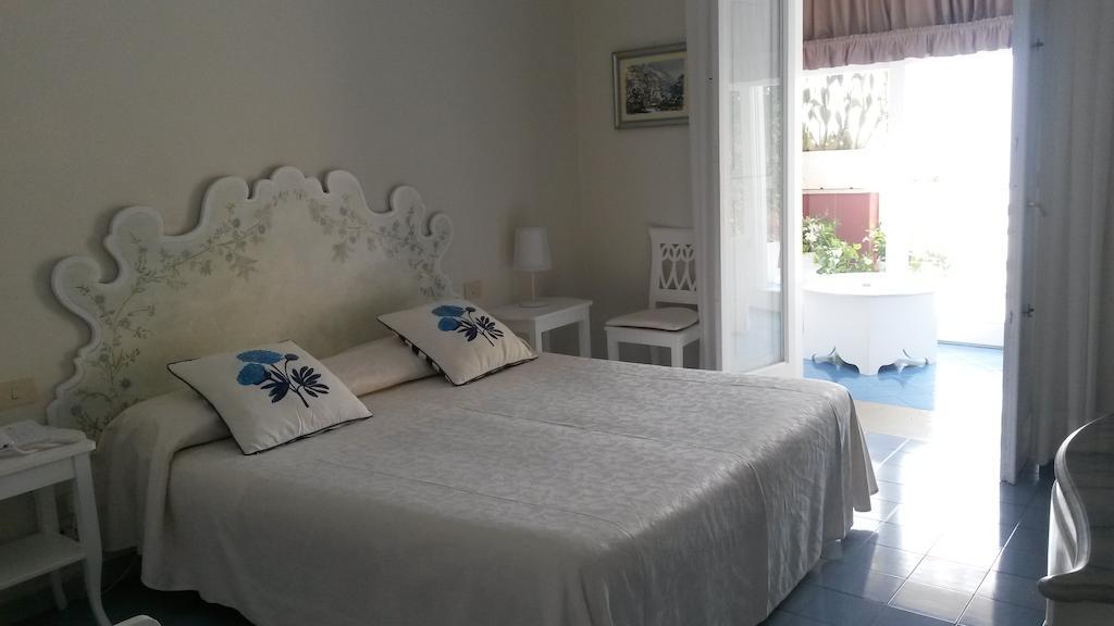 Villa La Tartana Позитано Номер фото